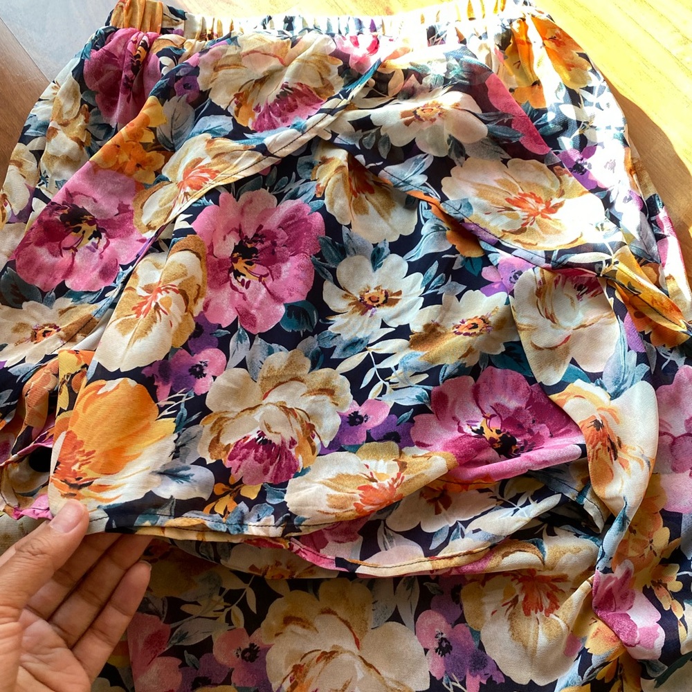 FOREVER 21 High Low Tiered Skirt - Picture 3 of 3